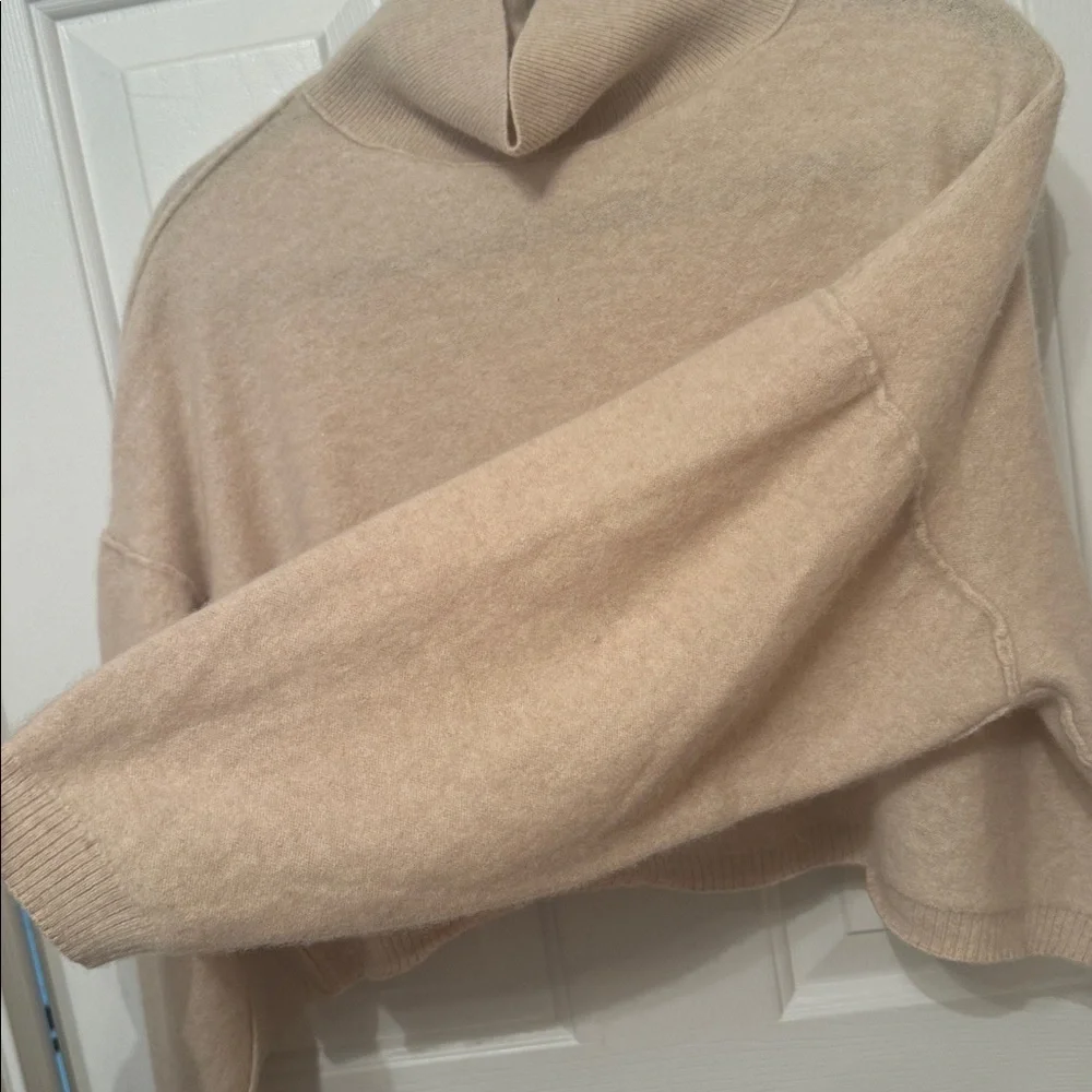 Free People So Low So High Oversized Cropped Cashmere Turtleneck Sweater Size S